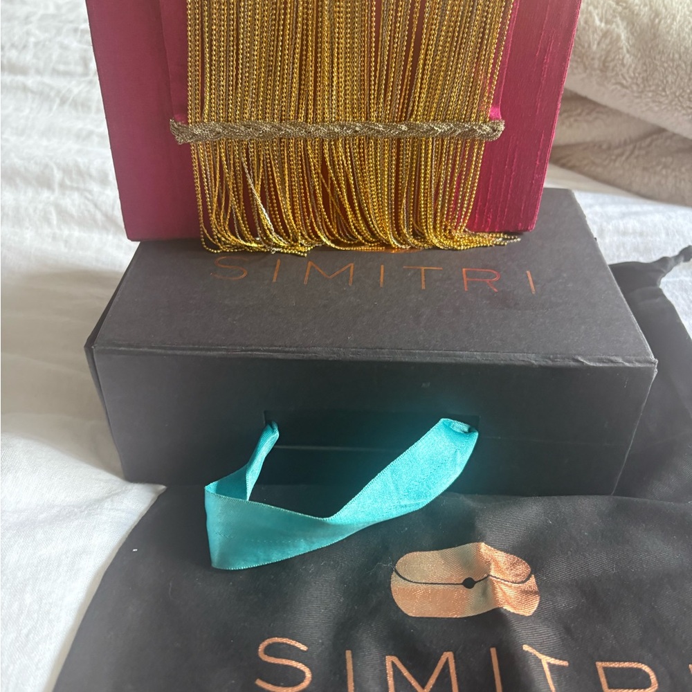 Simitri Burgundy Dreamy Clutch. Never used in original box. - Picture 2 of 12